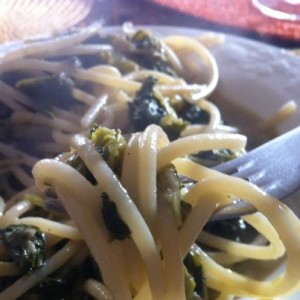 Pasta con broccoletti siciliani e sarde 